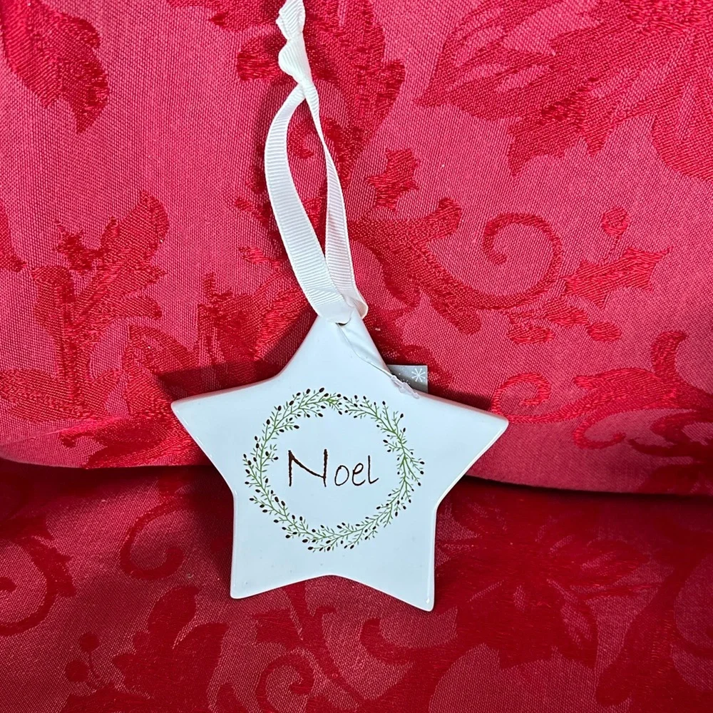 N/A celebrate holidays